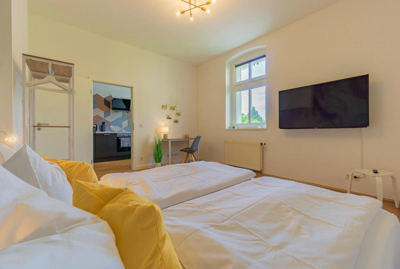 Modernes Apartment - Zentral, Ruhig, Wlan, Netflix, Kueche, Schreibtisch, Parkplatz, Waschtrockner Κότμπους Εξωτερικό φωτογραφία